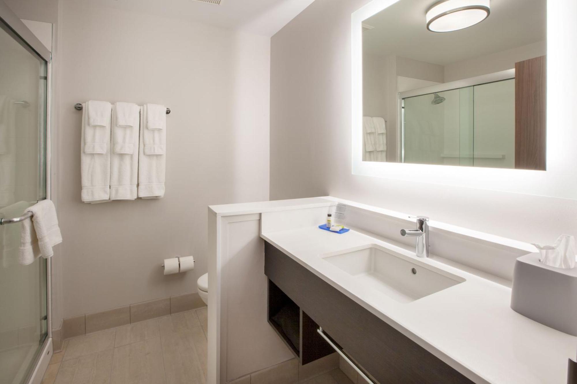 Holiday Inn Express Savannah - Gateway By Ihg エクステリア 写真